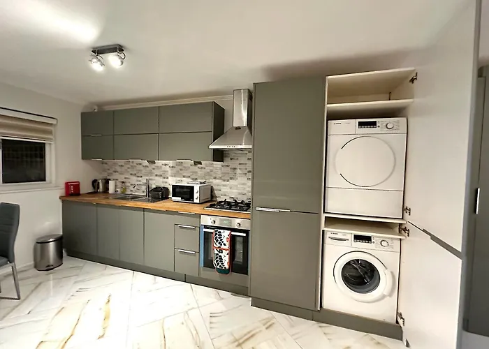 Central London Zone 1 Apartment